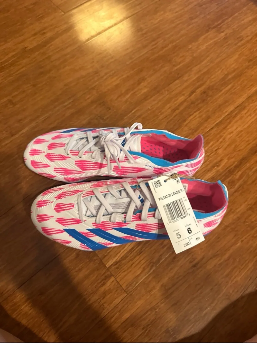 adidas Predator League FG Soccer Cleats Men’s 5/ Women’s 6 new